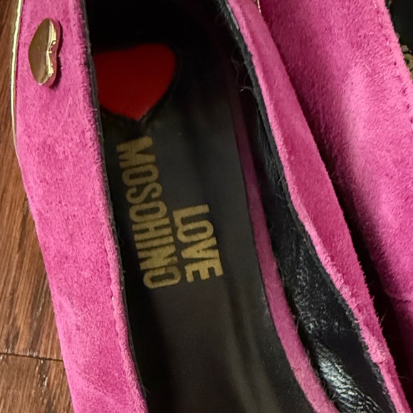 Love Moschino Fuchsia and Gold Heels - Picture 2 of 5